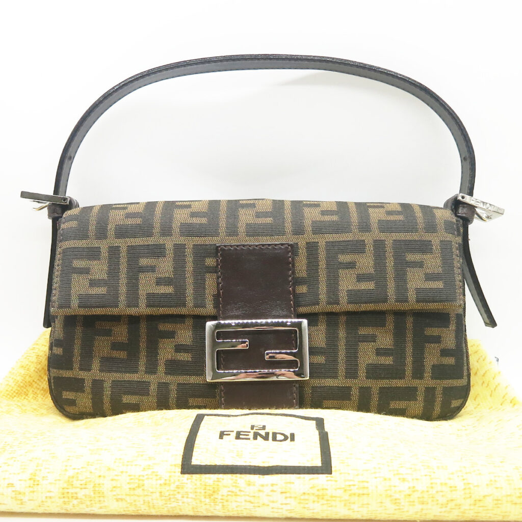 FENDI - 【FENDI】フェンディ マンマバケット デニム×レザー ブルー